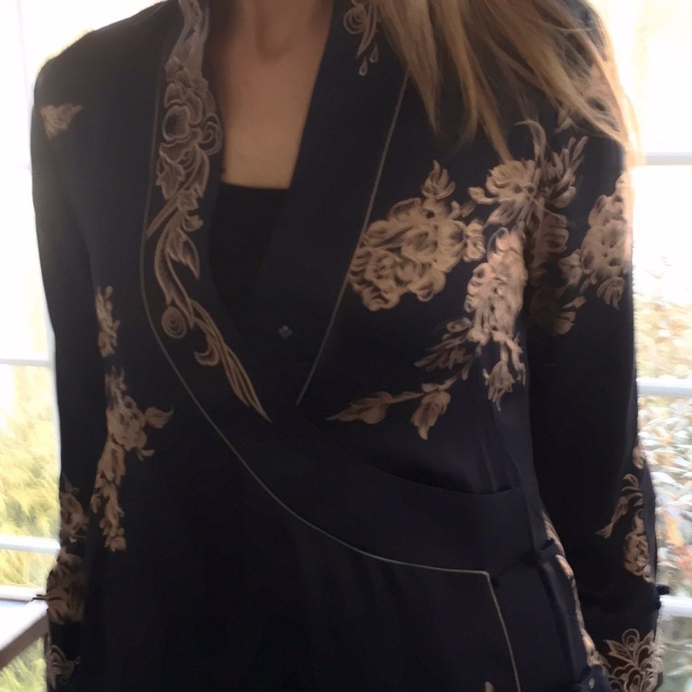 Silk Coat One of a Kind Original Qinyi Shanghai Fashion Show Navy Gold Womens XL - Picture 2 of 8